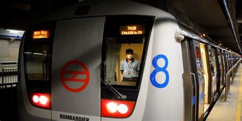 delhi metro card nfc|Smartphones may soon replace metro cards as DMRC plans to .